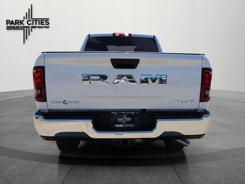 2025 RAM 2500 Lone Star Crew Cab 4x4 6'4' Box