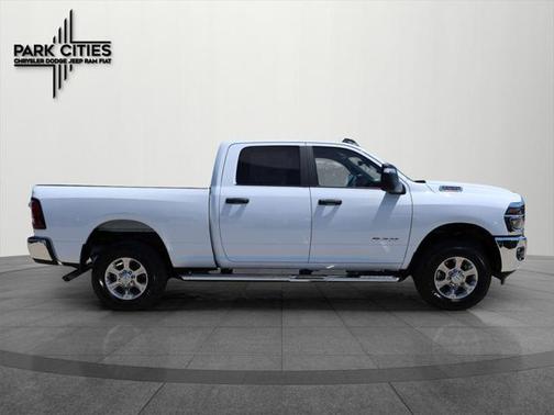 2025 RAM 2500 Lone Star Crew Cab 4x4 6'4' Box
