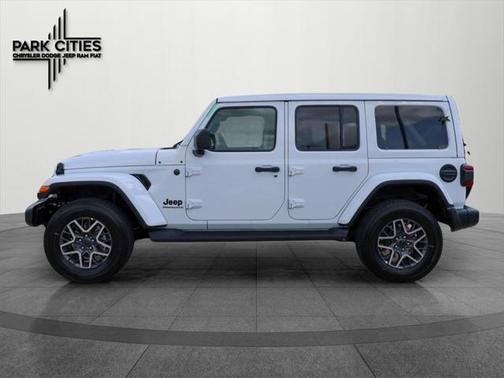 2025 Jeep Wrangler 4-Door Sahara 4x4