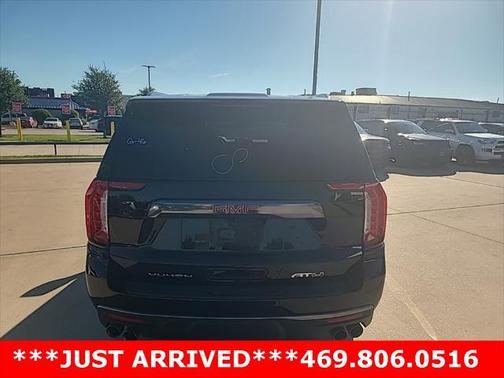 2023 GMC Yukon XL 4WD AT4