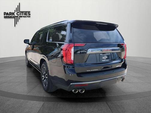 2023 GMC Yukon XL 4WD AT4
