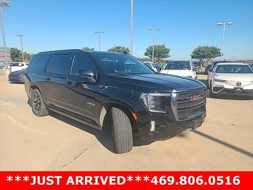 2023 GMC Yukon XL 4WD AT4