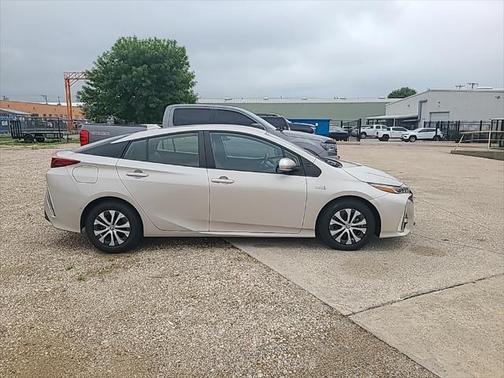 2021 Toyota Prius Prime SE
