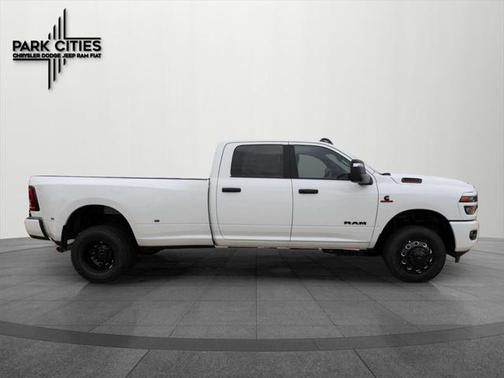 2025 RAM 3500 Big Horn Crew Cab 4x4 8' Box