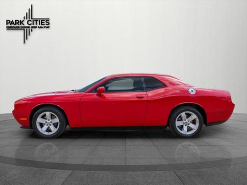 2012 Dodge Challenger SXT