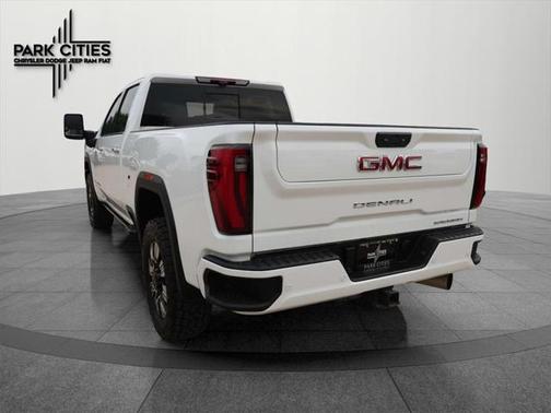 2024 GMC Sierra 2500 Denali