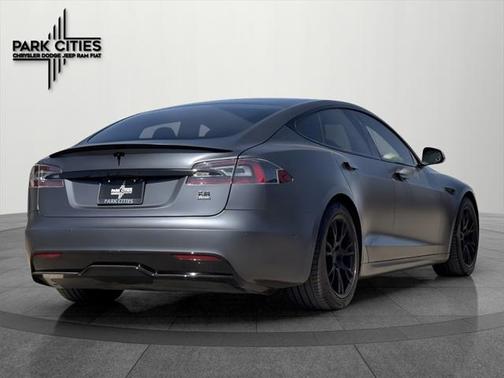 2021 Tesla Model S Plaid