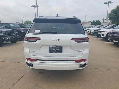2025 Jeep Grand Cherokee L Summit Reserve
