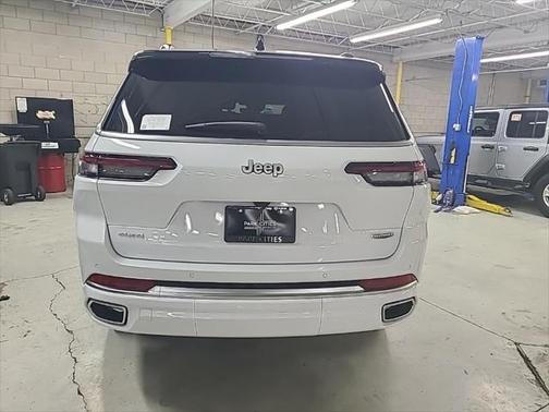 2025 Jeep Grand Cherokee L Summit Reserve