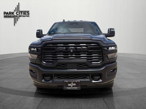 2025 RAM 3500 Tradesman Crew Cab 4x4 8' Box
