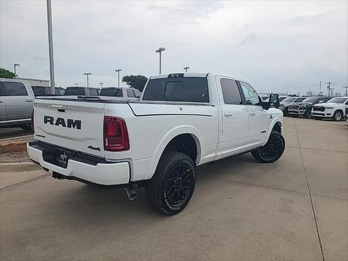 2025 RAM 2500 Limited Crew Cab 4x4 6'4' Box