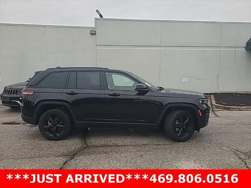 2023 Jeep Grand Cherokee Altitude