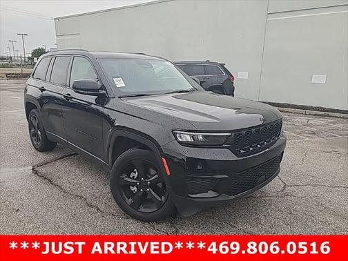 2023 Jeep Grand Cherokee Altitude