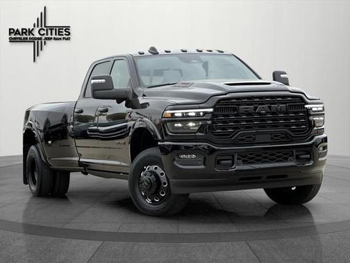 2025 RAM 3500 Limited Crew Cab 4x4 8' Box