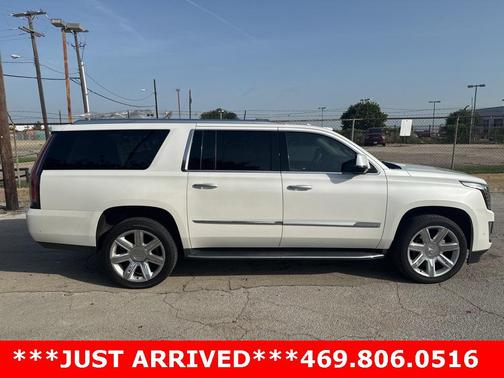 2018 Cadillac Escalade ESV Luxury