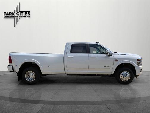 2026 RAM 3500 Limited