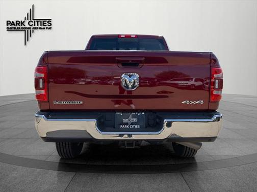 2023 RAM 2500 Laramie Crew Cab 4x4 6'4' Box