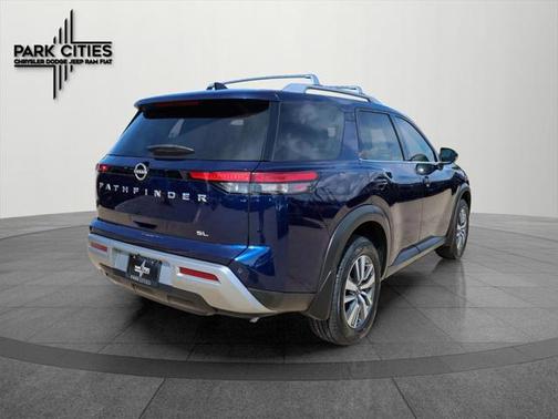 2024 Nissan Pathfinder SL FWD