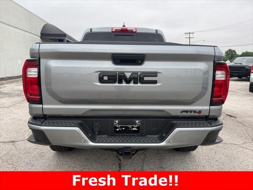 2024 GMC Canyon Base