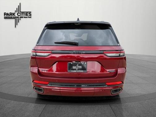 2025 Jeep Grand Cherokee Summit