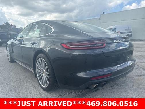 2018 Porsche Panamera 4S