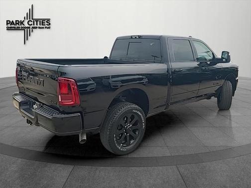 2025 RAM 2500 Laramie Crew Cab 4x4 6'4' Box