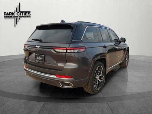 2025 Jeep Grand Cherokee Summit