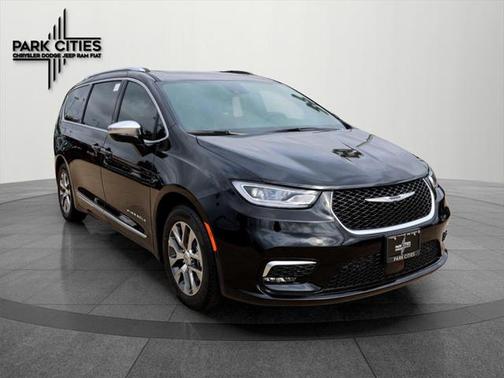 2025 Chrysler Pacifica L