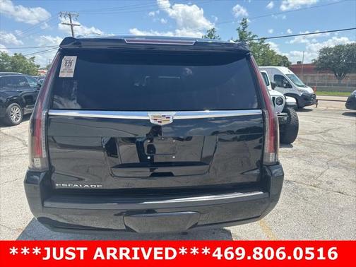 2020 Cadillac Escalade ESV Luxury