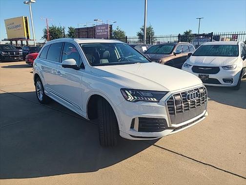 2024 Audi Q7 55 Premium Plus