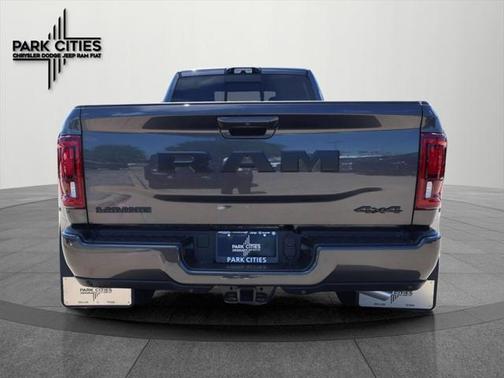 2025 RAM 3500 Laramie Crew Cab 4x4 8' Box
