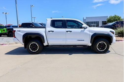 2024 Toyota Tacoma TRD Off Road