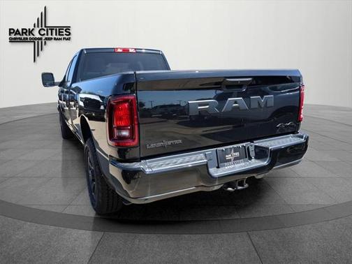 2025 RAM 3500 Lone Star Crew Cab 4x4 8' Box