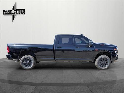 2025 RAM 3500 Lone Star Crew Cab 4x4 8' Box