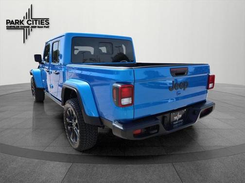 2025 Jeep Gladiator Nighthawk