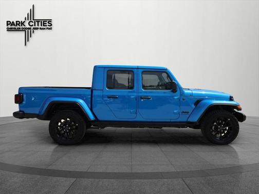 2025 Jeep Gladiator Nighthawk