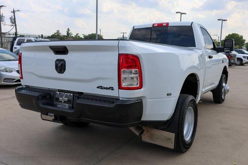 2024 RAM 3500 Tradesman Regular Cab 4x4 8' Box