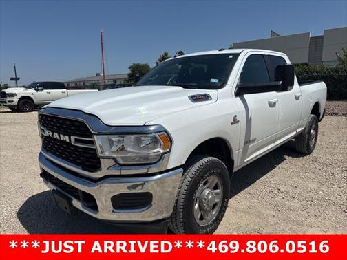 2022 RAM 2500 Big Horn Crew Cab 4x4 6'4' Box