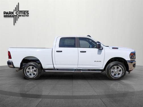 2025 RAM 2500 Lone Star Crew Cab 4x4 6'4' Box