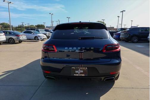 2018 Porsche Macan Base