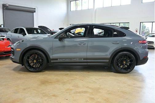Arctic Grey 2022 Porsche Cayenne Turbo GT