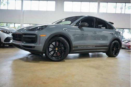 Arctic Grey 2022 Porsche Cayenne Turbo GT