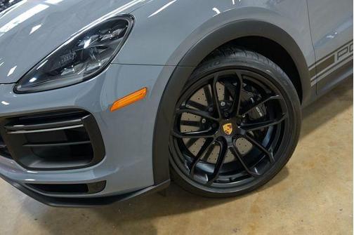 Arctic Grey 2022 Porsche Cayenne Turbo GT