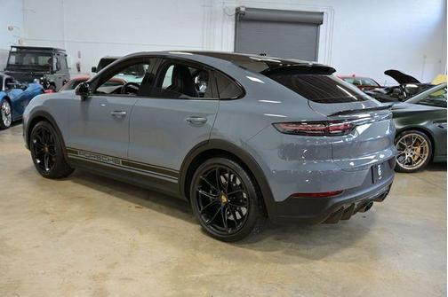 Arctic Grey 2022 Porsche Cayenne Turbo GT