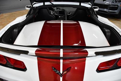 Arctic White 2019 Chevrolet Corvette Grand Sport