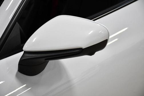 Carrara White Metallic 2021 Porsche 911 Carrera S