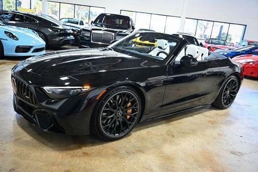 2026 Mercedes-Benz AMG SL 63 Base