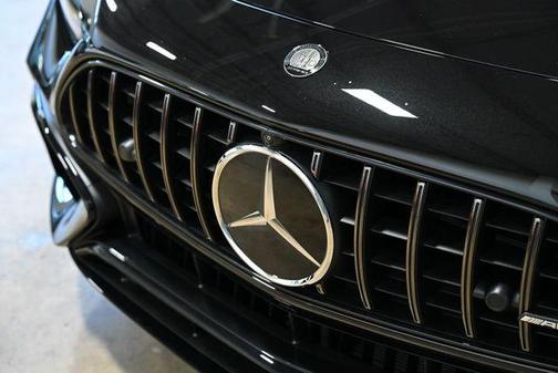 2026 Mercedes-Benz AMG SL 63 Base