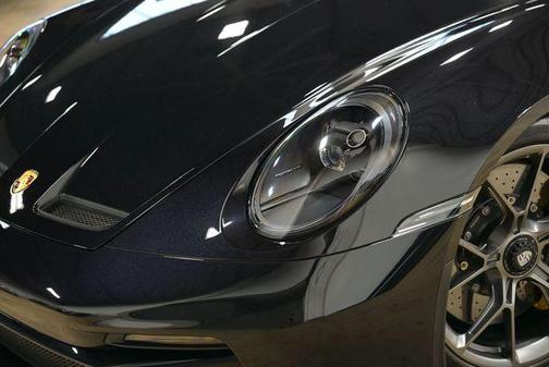 2022 Porsche 911 GT3 w/Touring Package