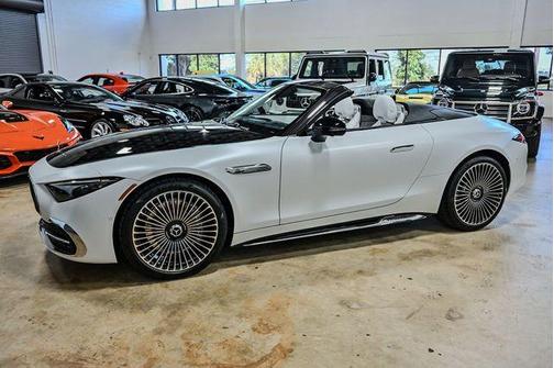 2026 Mercedes-Benz Maybach SL 680 Monogram Series Base 4MATIC